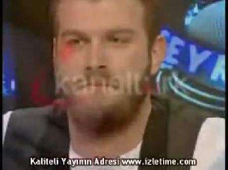 AHMET KAYANIN M�ZI�INI BEHL�LDEN DINLEYIN