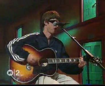 Oasis - Live Forever (Live MTV)