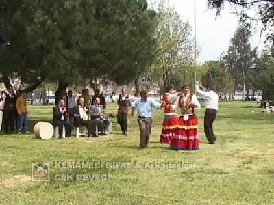 Rıfat Manoğlu - Çek Deveci